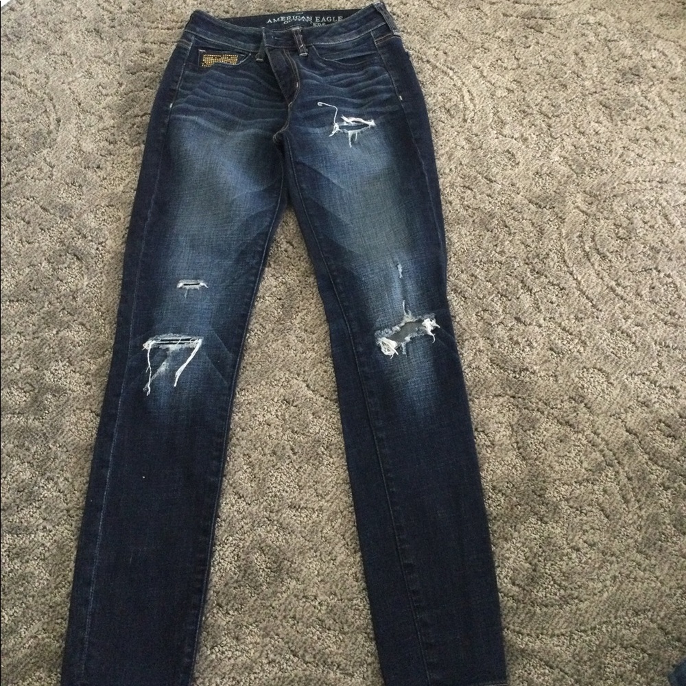 American Eagle distressed jeans size 2